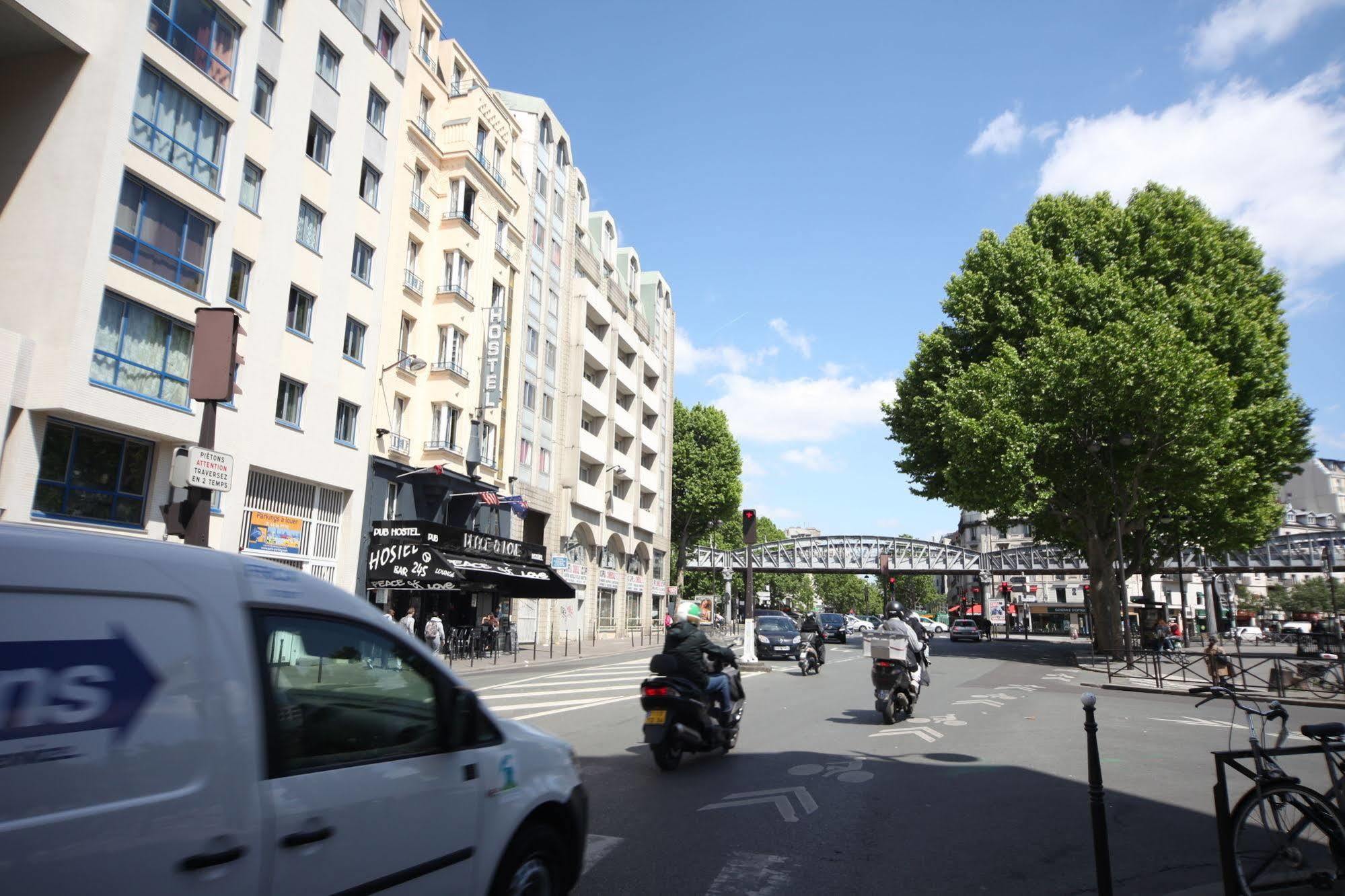 Peace & Love Hostel Paris Exterior foto